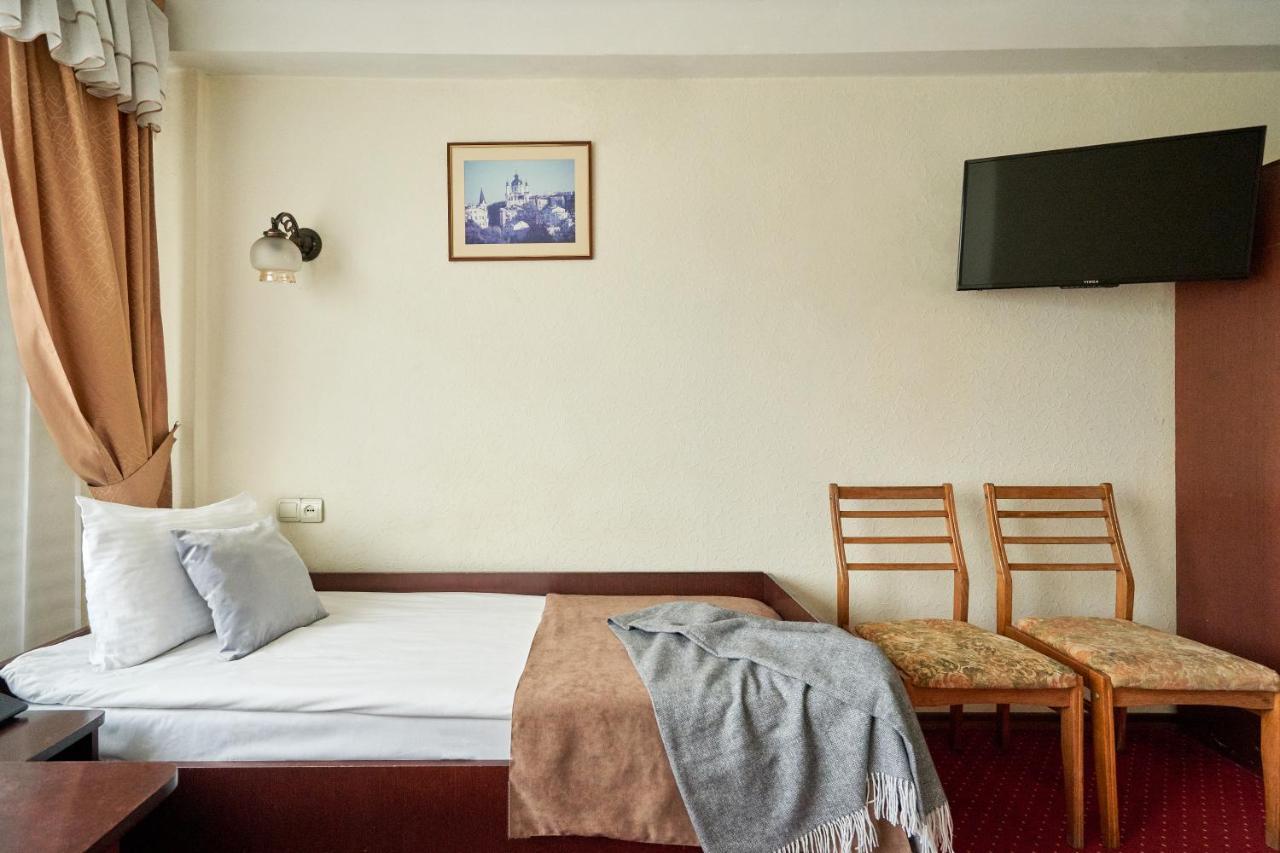 Druzhba Hotel 3*