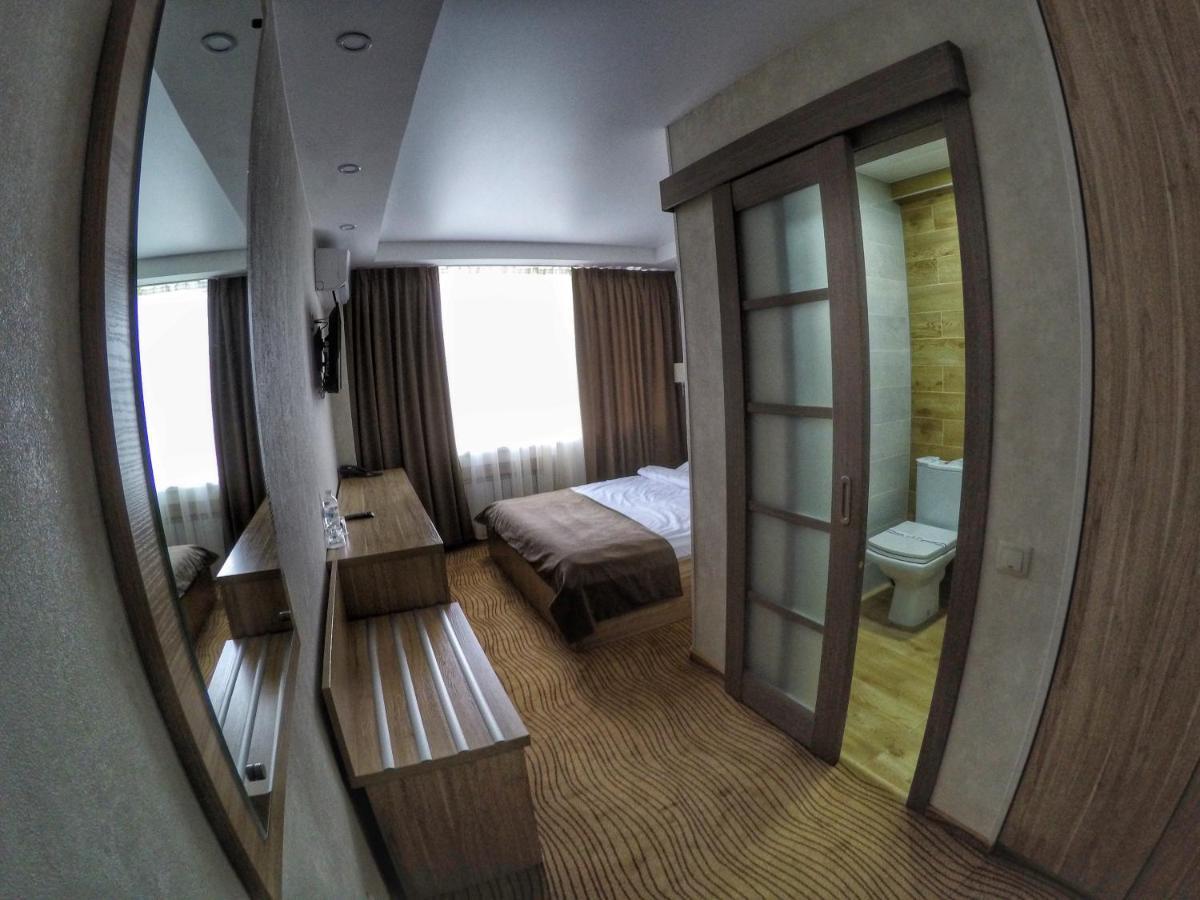 Hotel Druzhba 3*